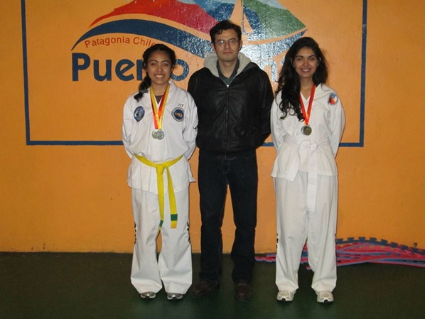 Descripción: https://fbcdn-sphotos-a-a.akamaihd.net/hphotos-ak-xap1/t1.0-9/10409523_10203927931979952_4247496403062239937_n.jpg